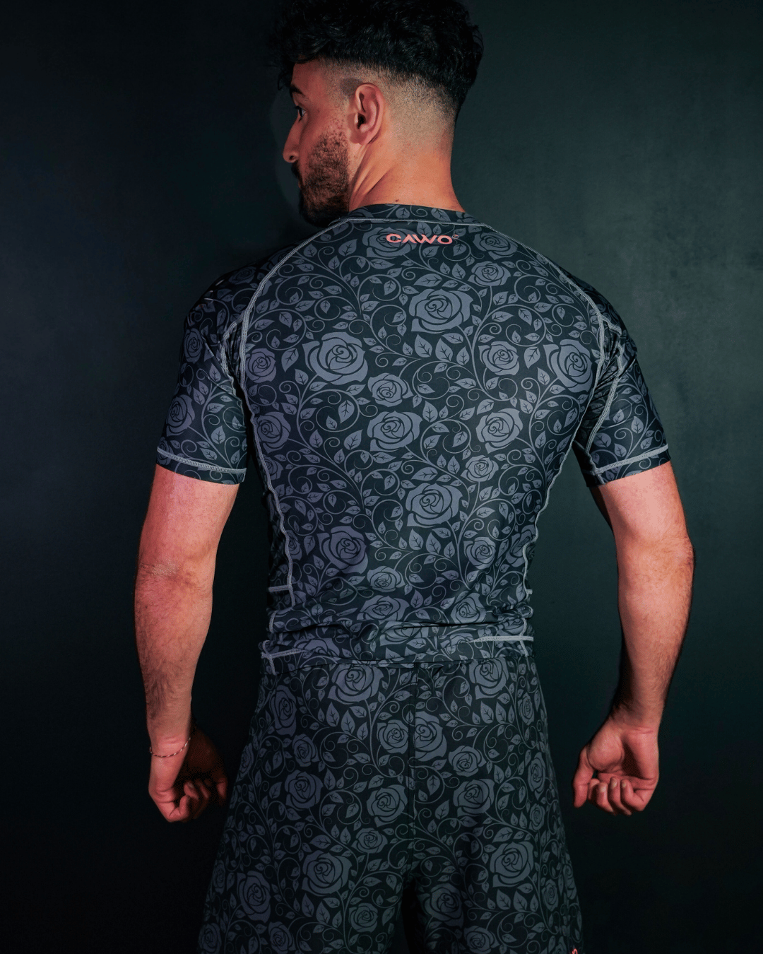 RASHGUARD NOIR FLORAL