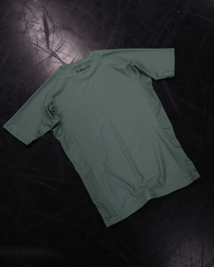 RASHGUARD ESSENTIEL VERT